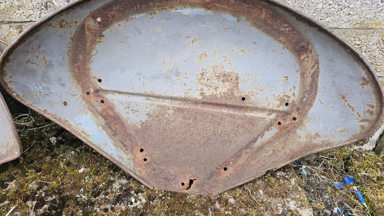 Ferguson TE20 or 35 Original Wing Skins. 