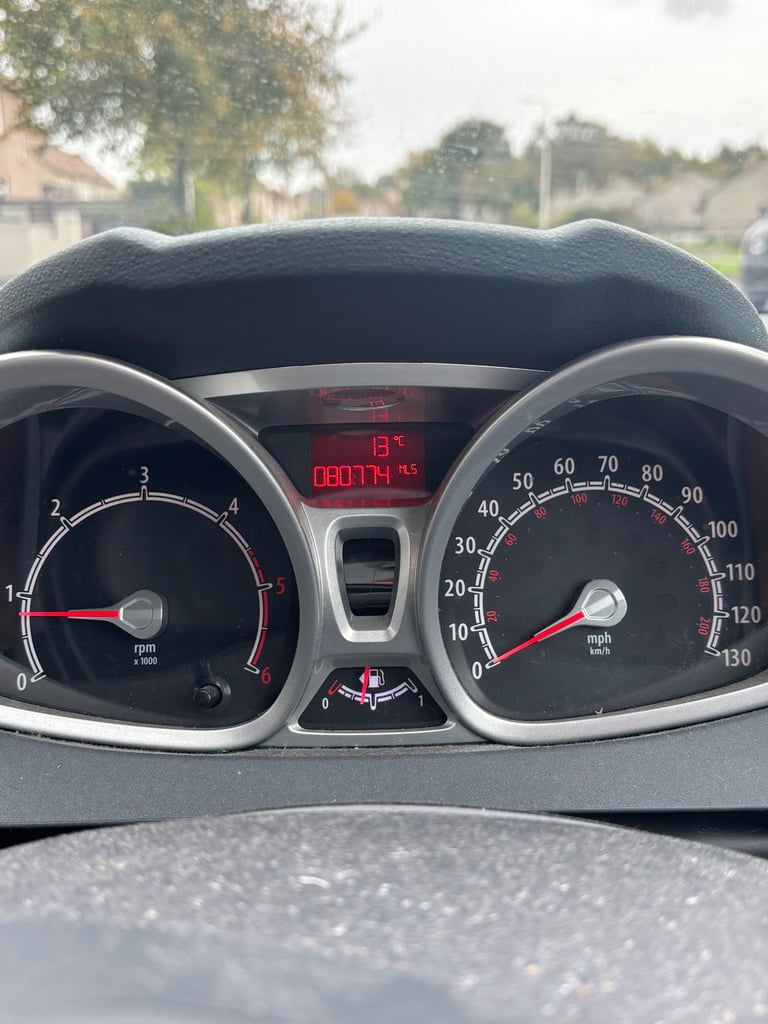 Ford, FIESTA, Hatchback, 2011, Manual, 1560 (cc), 5 doors