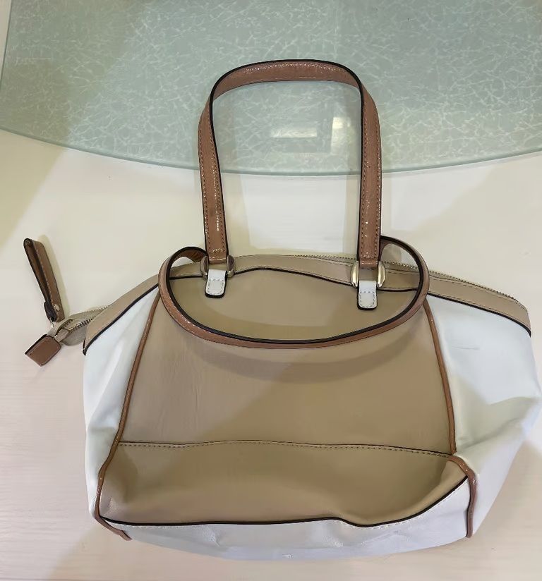 GUESS HANDBAG - WOMENS BAG