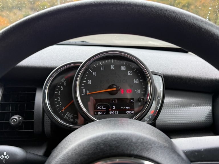 2017 67 MINI HATCH 1.5 COOPER HATCHBACK 3DR PETROL AUTO EURO 6 (S/S) (136 PS)