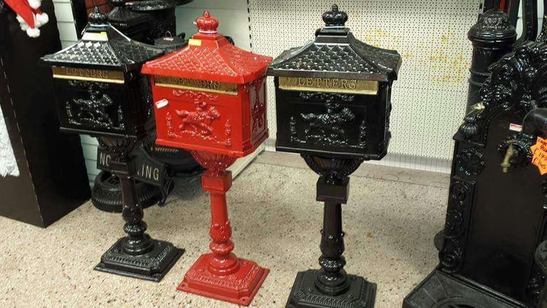 Cast iron round free standing post box