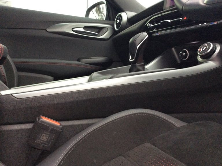 2023 Alfa Romeo Tonale 1.3 PHEV Veloce 5dr Auto Hatchback Petrol Parallel PHEV Automatic