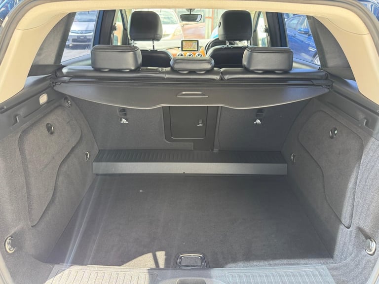 2025 Mercedes-Benz AROCS 1.6 B 180 Blue Efficiency MPV PETROL Automatic