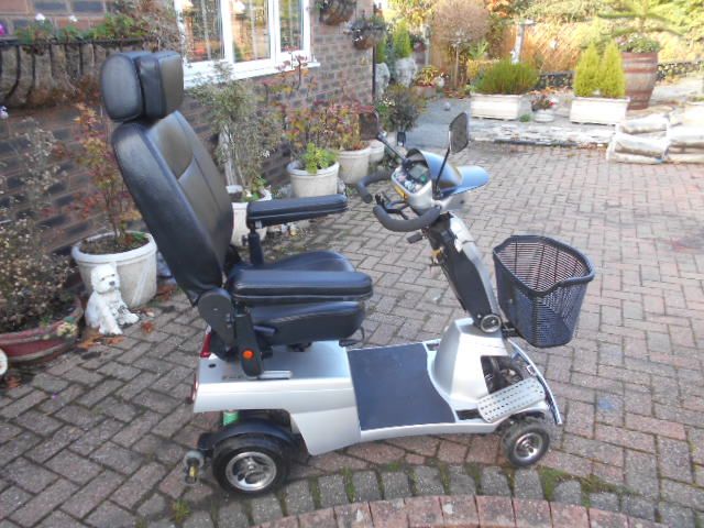 Quingo 8mph mobility scooter