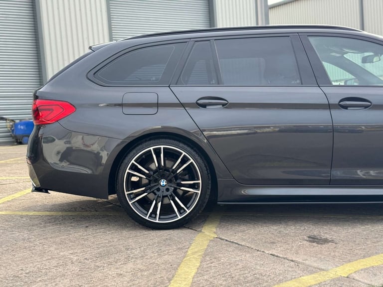 2018 BMW 5 Series 520d xDrive M Sport 5dr Auto ESTATE DIESEL Automatic