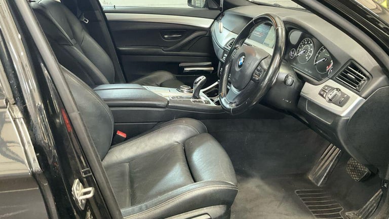 2014 BMW 5 Series 530d Luxury 4dr Step Auto SALOON DIESEL Automatic