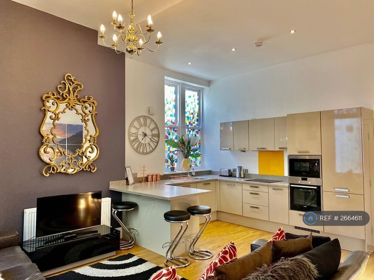 2 bedroom flat in St. Nicholas Chambers, Newcastle Upon Tyne, NE1 (2 bed) (#2664611)