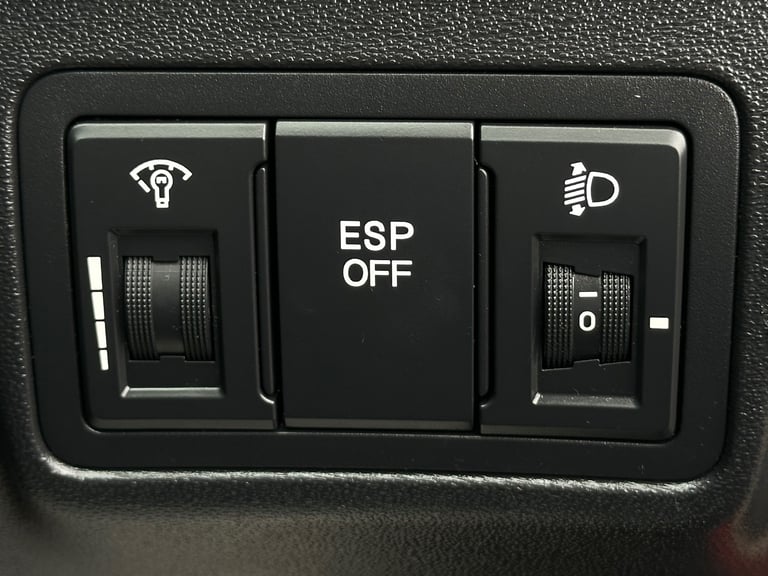 Hyundai, I30, Hatchback, 2011, Manual, 1396 (cc), 5 doors With Full Service History 