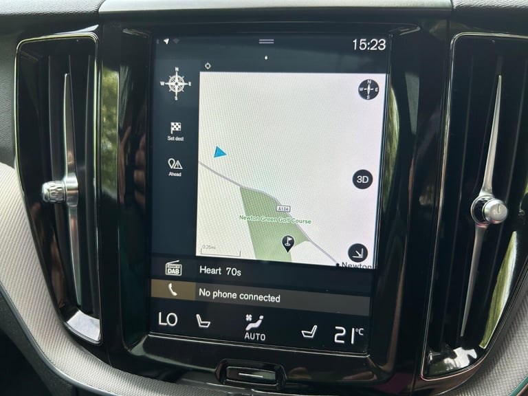 VOLVO XC60 2.0 R-Design T8 Twin Engine AWD 2018