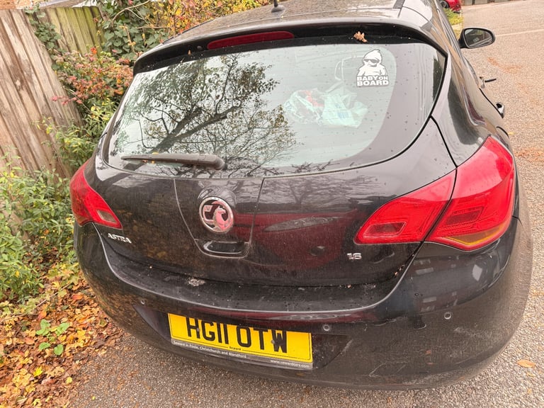 Vauxhall, ASTRA, Hatchback, 2011, Manual, 1598 (cc), 5 doors