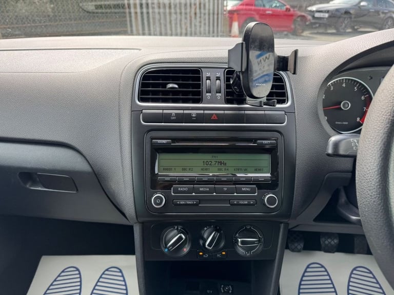 2011 61 VOLKSWAGEN POLO 1.2 MATCH HATCHBACK 5DR PETROL MANUAL EURO 5 (60 PS)