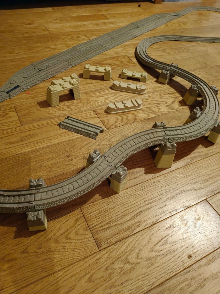 46 Pieces Bundle Thomas the Tank Engine & Friends Trackmaster Beige Track Fisher Price