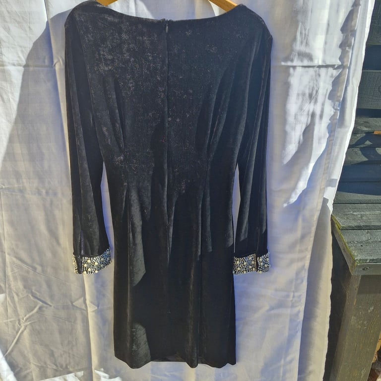 image for Frank Lyman dress