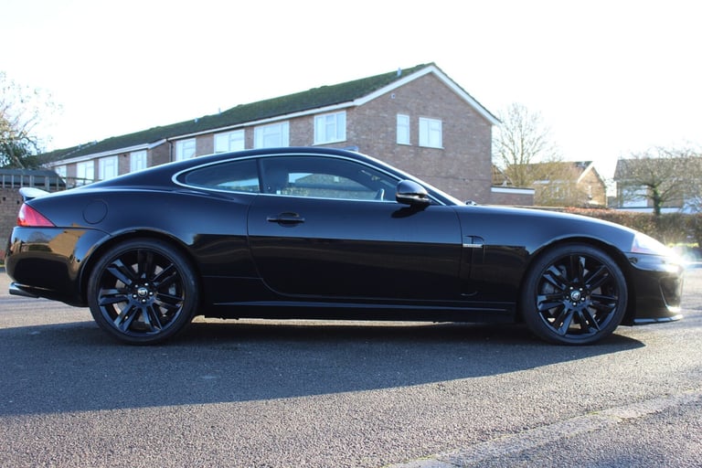 SuperCharged, Low miles, 2 Keys 