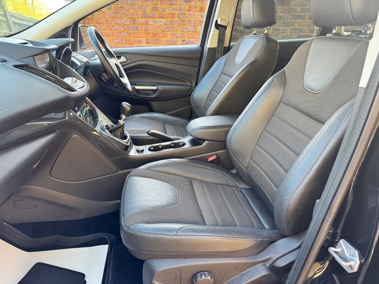 2016 FORD KUGA TITANIUM 1.5 PETROL ECO BOOST SUV MANUAL + 10 FORD SERVICES 