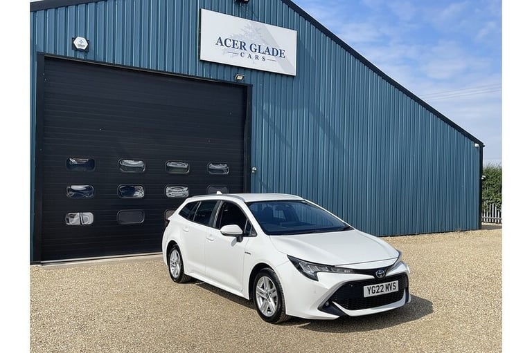 image for 2022 Toyota Corolla VVT-h Icon Tech Estate HYBRID Automatic