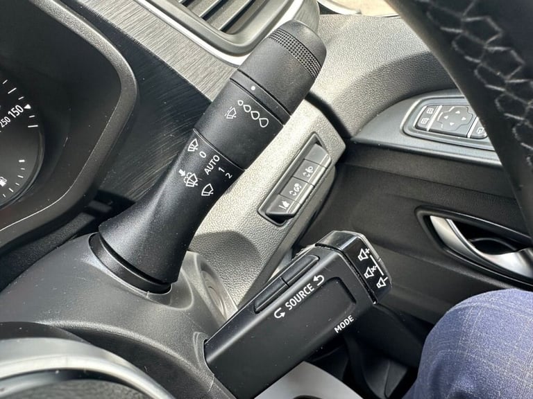 2023 Renault Trafic 2.0 dCi Blue 28 Sport+ Panel Van 5dr Diesel EDC SWB Euro 6 (s/s) (170 ps) PAN...