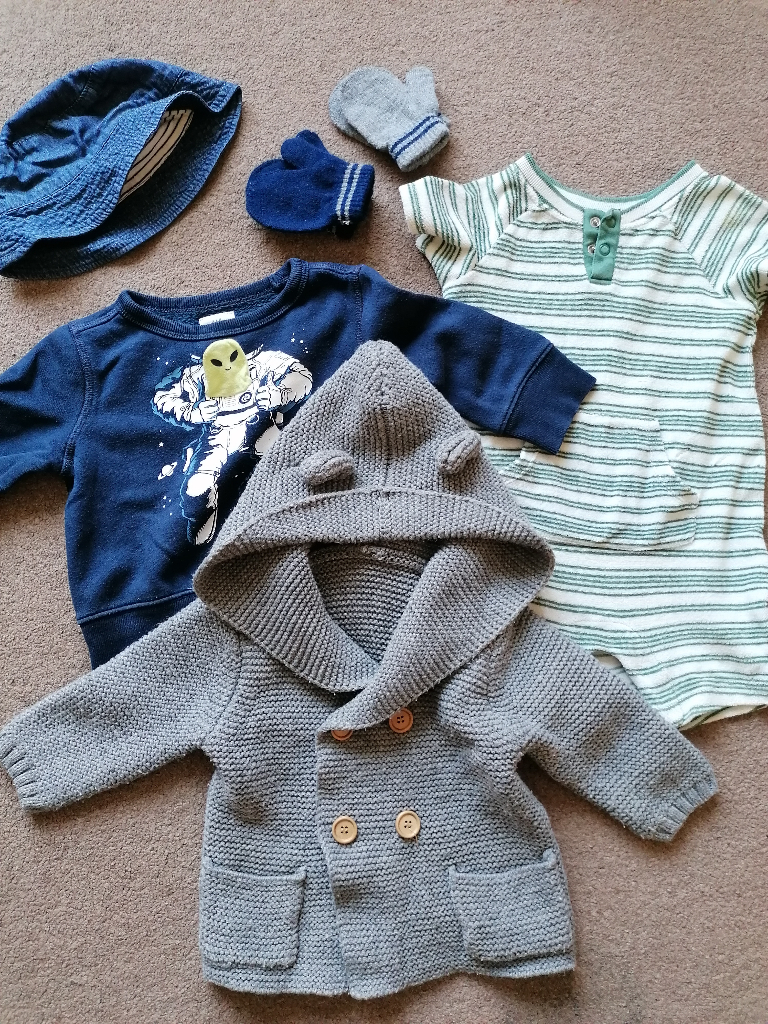 Bundle of boys baby clothes 12-18 months 