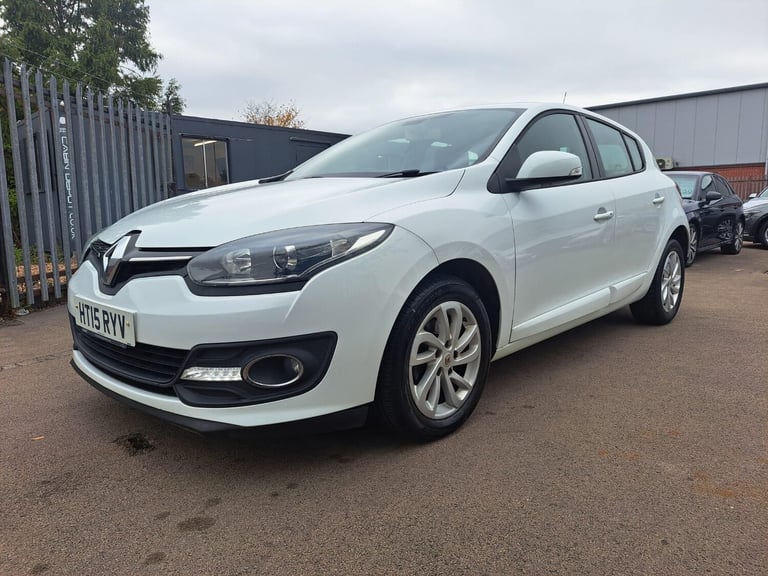 2015 Renault Megane 1.5 dCi Dynamique Nav Euro 6 (s/s) 5dr HATCHBACK Diesel Manual