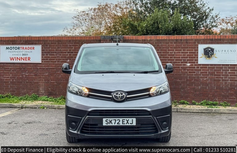 2022 Toyota PROACE CITY Verso 1.5D Combi Medium 5dr MPV DIESEL Manual
