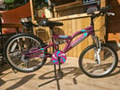 BIKE 20&quot; WHEELS AMMACO 6-SPEED WITH DUAL SUSPENSION - Age Range 6-9