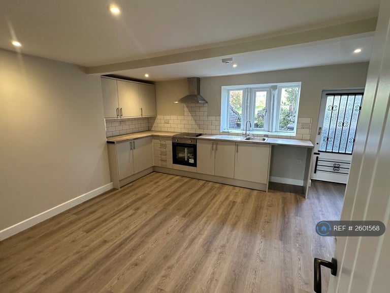 3 bedroom house in Middle Newgate, Littleborough, OL15 (3 bed) (#2601568)