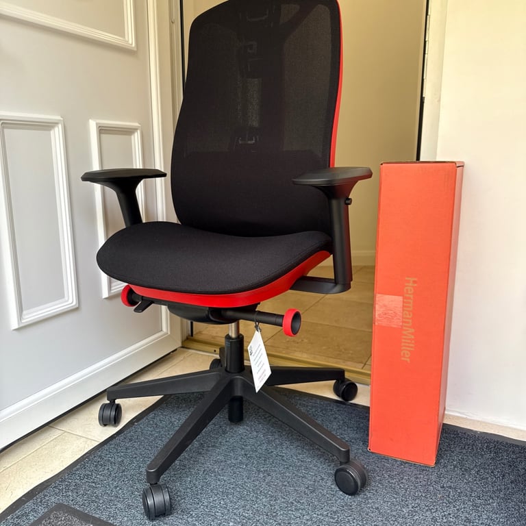 Herman Miller Vantum Chair - BRAND NEW BOXED (London Delivery)