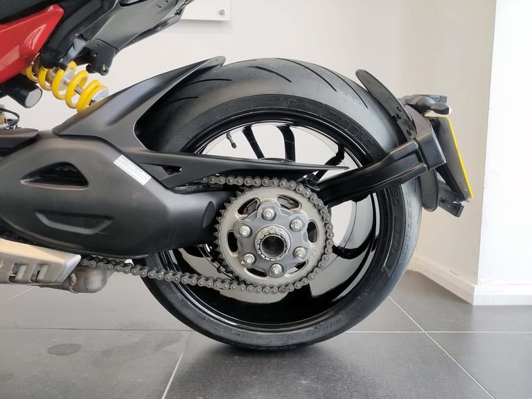 2025 Ducati Diavel V4 Red 700 Miles | £339 Dep & £339 pcm
