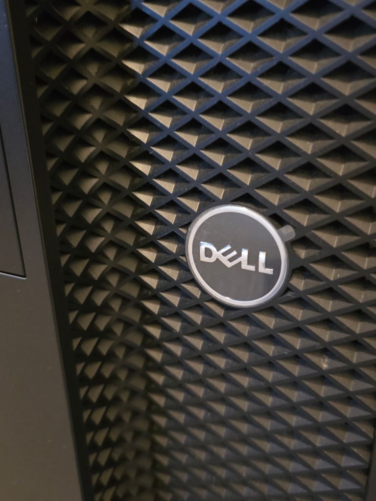 Dell Precision Tower 7810, Intel Xeon Hexa Core, 24GB RAM DDR4, GTX 970 4GB, SSD, HDD, Windows 11