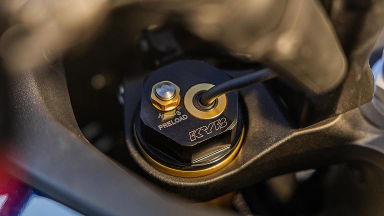 3 Years Free Servicing or Lifetime Warranty Yamaha Tracer 9 GT+ Y-AMT