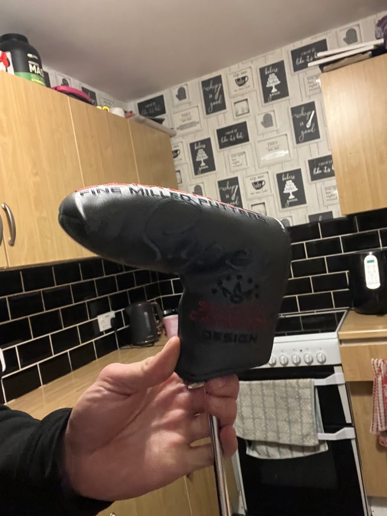 Scotty Cameron Newport 2 putter 