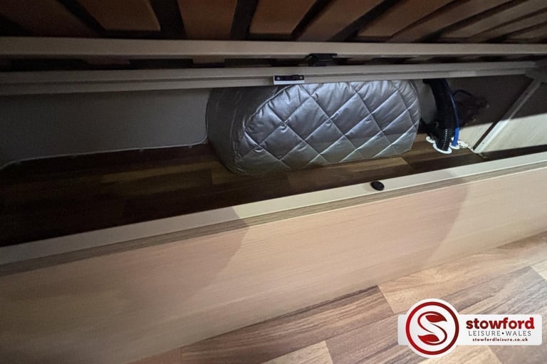 2015, Auto-Sleepers Warwick XL, Pre-Owned Motorhome