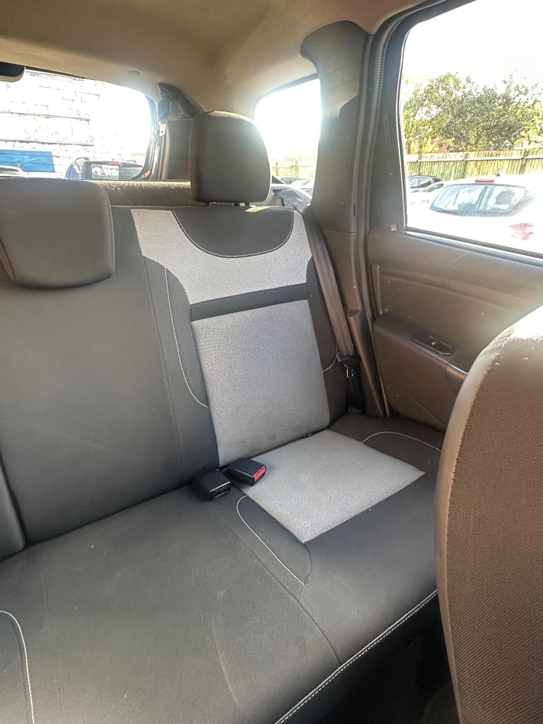 2017 Dacia Duster 1.2 TCe Prestige Euro 6 (s/s) 5dr HATCHBACK Petrol Manual