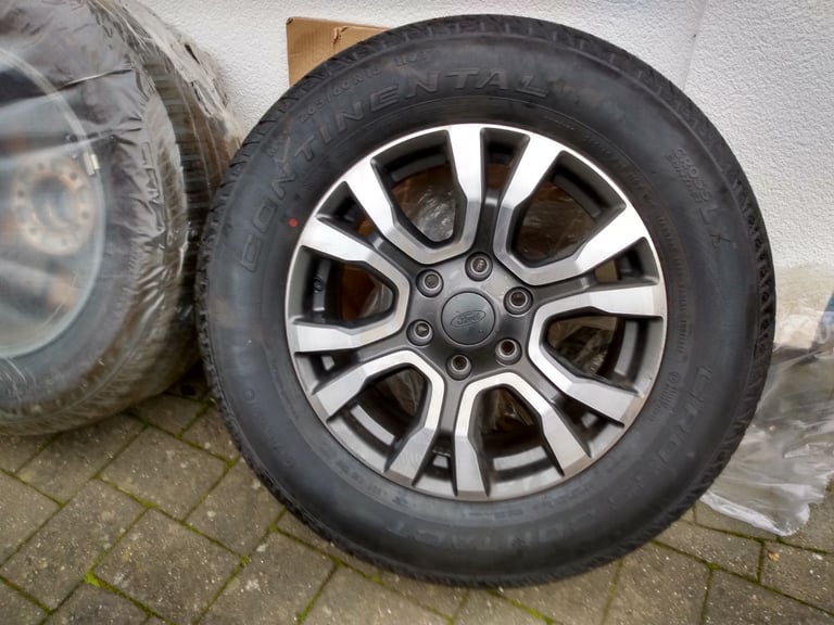 Ford Ranger Wildtrak 18” Alloy Wheels & Tyres Removed From Brand New Vehicle