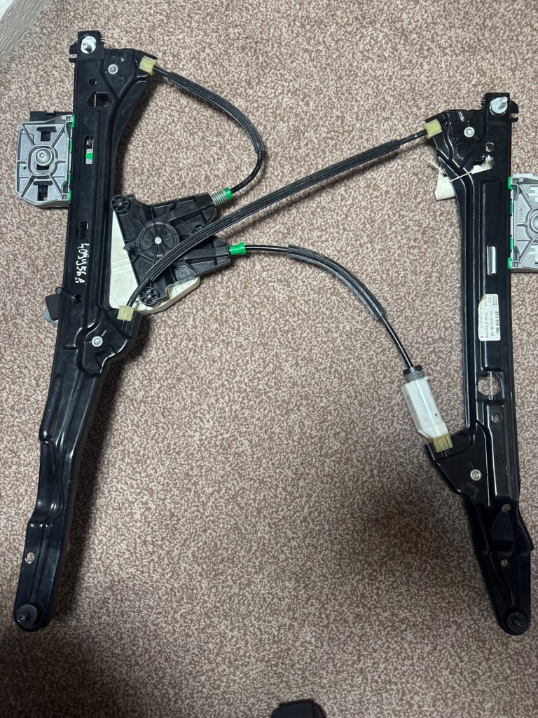 Audi A5 RR Door WND Motor