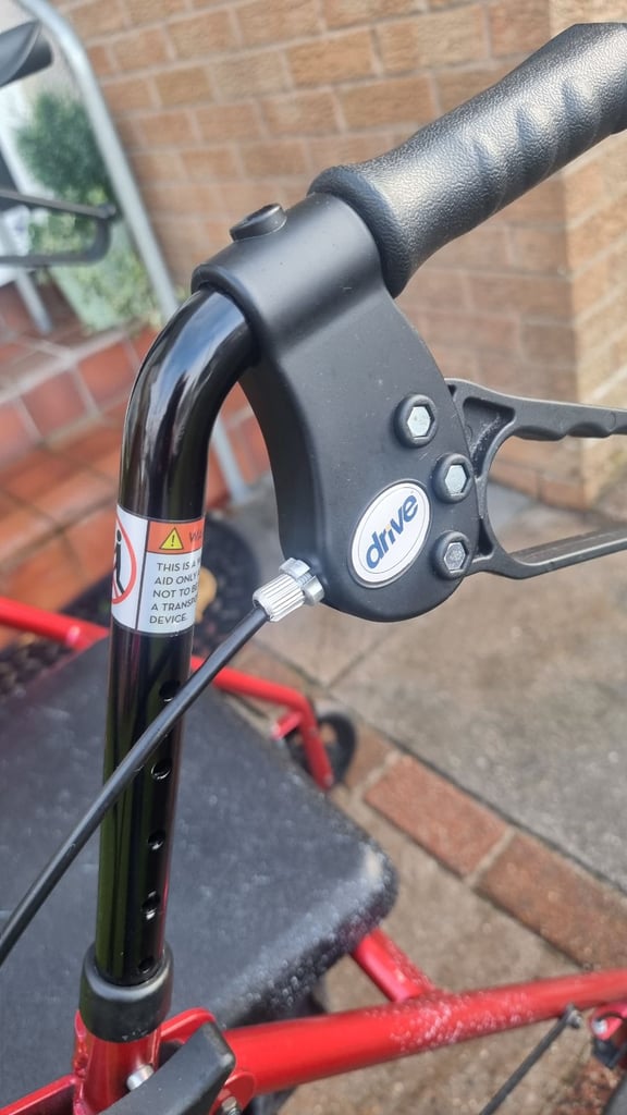 Free Mobility walker - BRAKE NOT WORKING