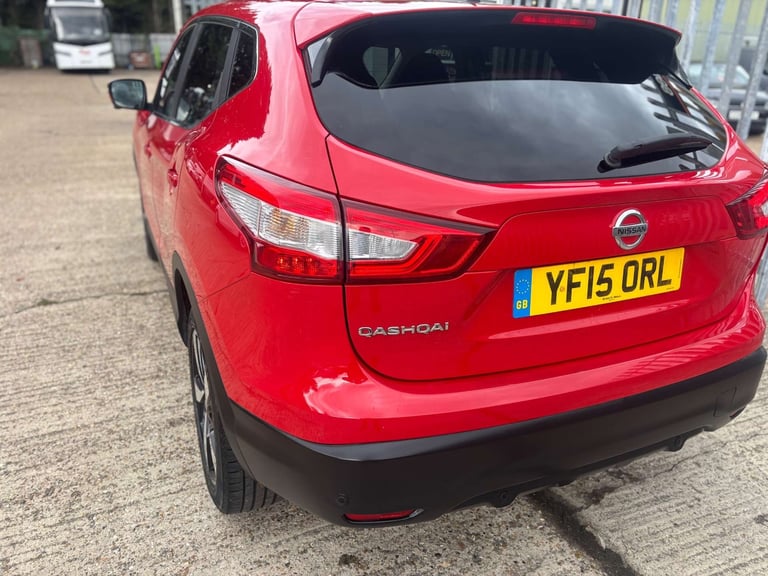 2015 Nissan Qashqai 1.2 Qashqai N-Tec DiG-T 5dr SUV Petrol Manual
