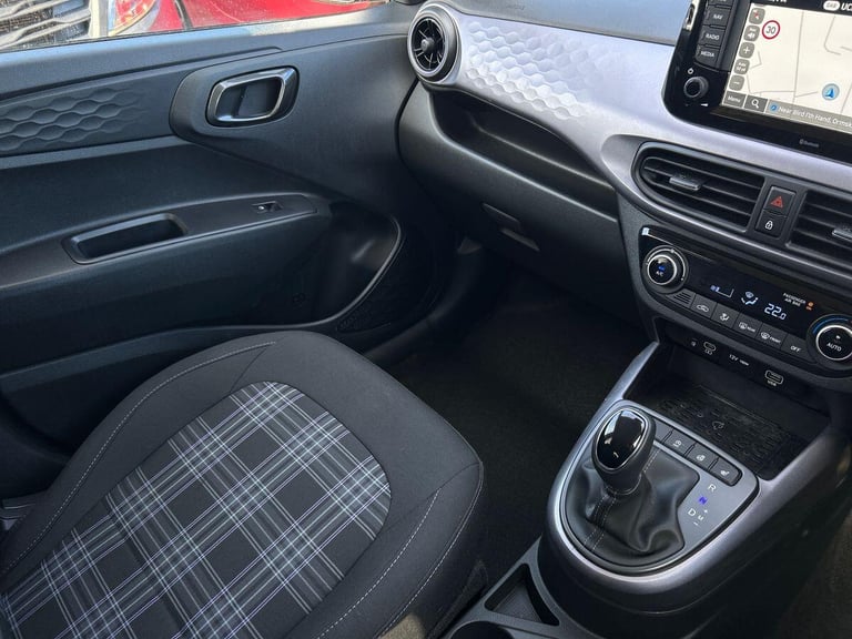 2024 Hyundai i10 1.0 Premium Hatchback 5dr Petrol Auto Euro 6 (s/s) (63 ps) Hatchback PETROL Auto...