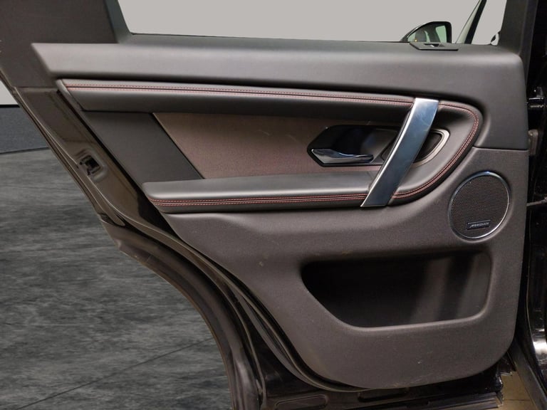 2020 Land Rover Discovery Sport 1.5 P300e 12.2kWh R-Dynamic HSE SUV 5dr Petrol Plug-in Hybrid Aut...