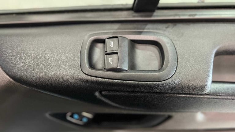 2022 Ford Transit Custom 2.0 EcoBlue 130ps Low Roof Leader Van Van Diesel Manual