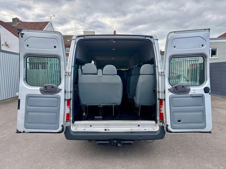 2010 Ford Transit 2.4 TDCi 430 Trend RWD L4 H2 4dr NA Diesel Manual
