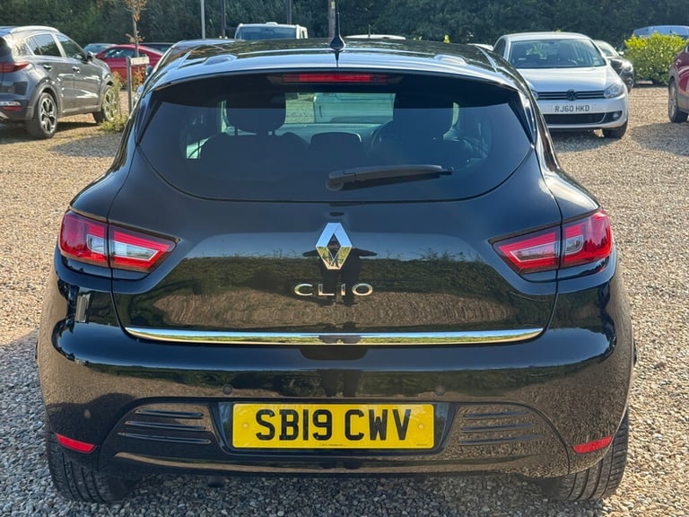 2019 Renault Clio 0.9 TCe Iconic Hatchback 5dr Petrol Manual Euro 6 (s/s) (75 ps) Hatchback Petro...