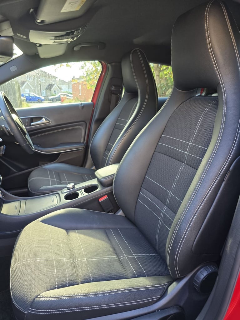 MERCEDEZ BENZ A-CLASS 180 1.6 PETROL AUTOMATIC 