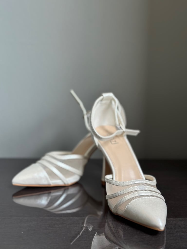 image for New Ivory Satin Mesh Court Heel, UK 3