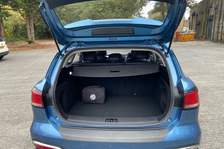 2021 71 MG 1100 61.1KWH EXCLUSIVE LONG RANGE ESTATE 5DR ELECTRIC AUTO (156 PS) A
