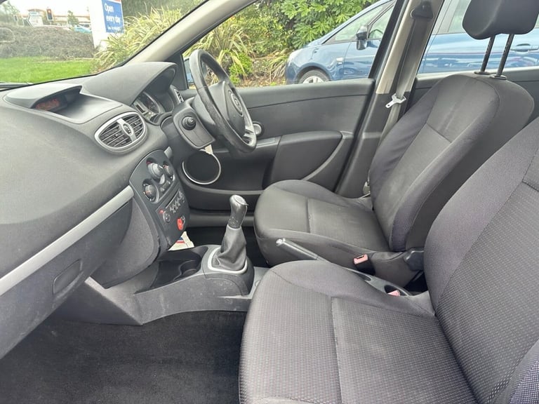2007 Renault Clio 1.2 TCe 16v Dynamique Hatchback 5dr Petrol Manual (139 g/km, 100 bhp) Hatchback... - Image 13