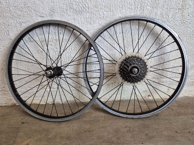 20 inch Bike Wheel Set  - 7 cog