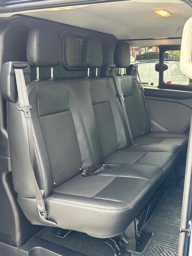 2019 Ford Transit Custom 2.0 TDCi 170ps Low Roof D/Cab Sport Van Auto PANEL VAN DIESEL Automatic
