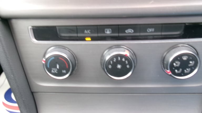 2014 Volkswagen Golf 1.6 TDI 105 SE 5dr HATCHBACK Diesel Manual