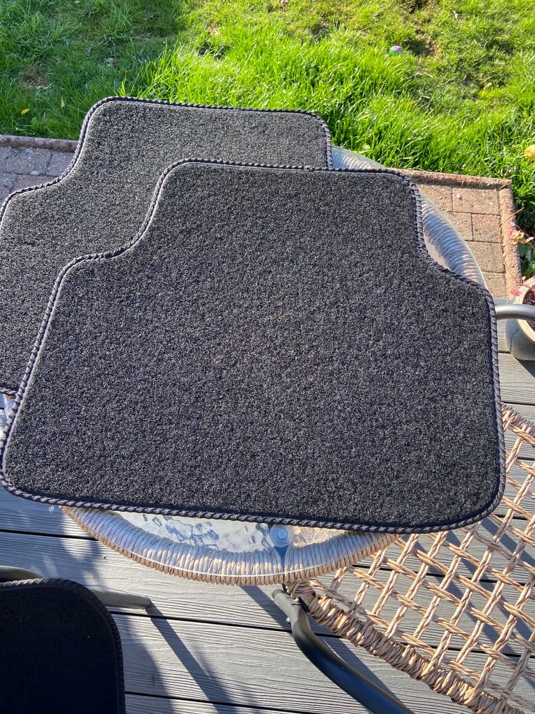 VW B8 full set of car mats NEW